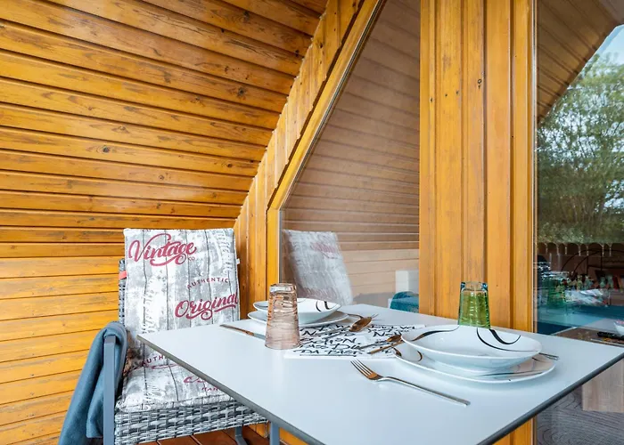 Luett Stuv Apartman *